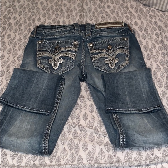 Rock Revival Jeans - Picture 2 of 7